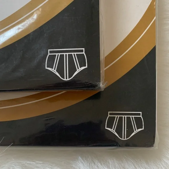 Puritan Classics Men's White Briefs Pack of 4, L 34-36 - Picture 2 of 2